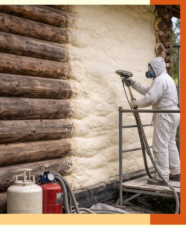 Утепление бревенчатого дома ППУ в Тихвине под ключ от 6830 руб. | ТепломастерТхв